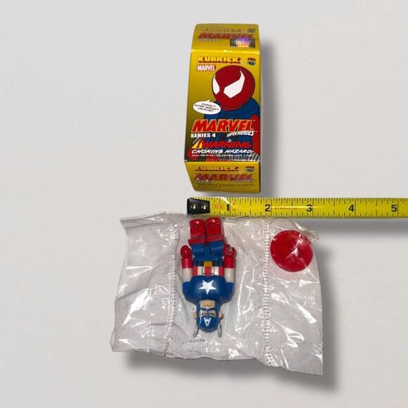 Medicom Marvel Series 4 S4 Kubrick "Captain America" 2004 - Picture 7 of 8